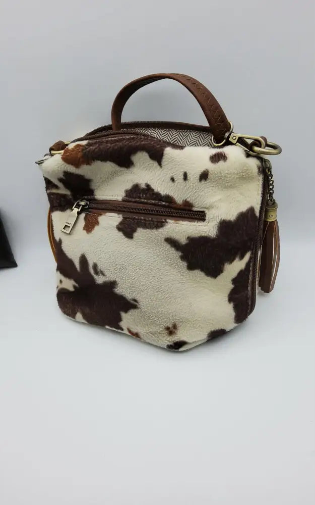Small Town Charm – Brown
